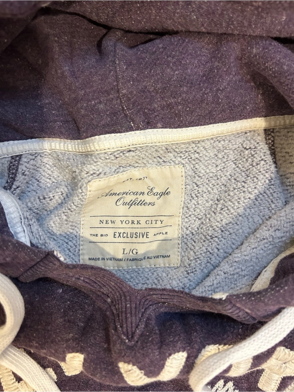 American Eagle Outfitters Purple Pullover Hoodie with New York Logo - Picture 3 of 4